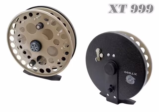 AKARA XT 999 CENTERPIN REEL